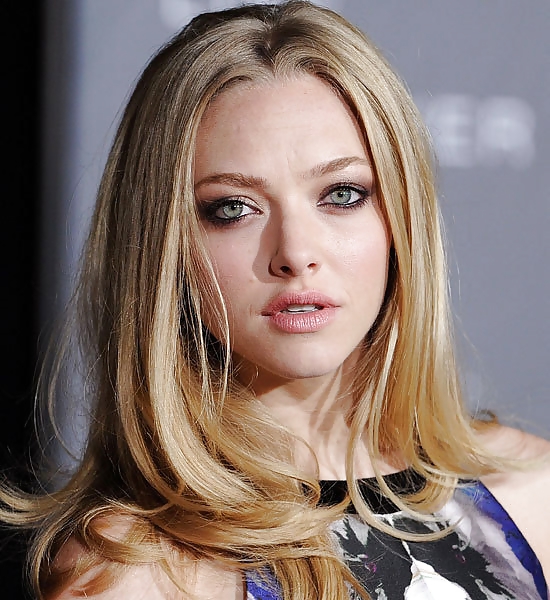 Amanda Seyfried Collection (With Nudes + Fakes) #13644406