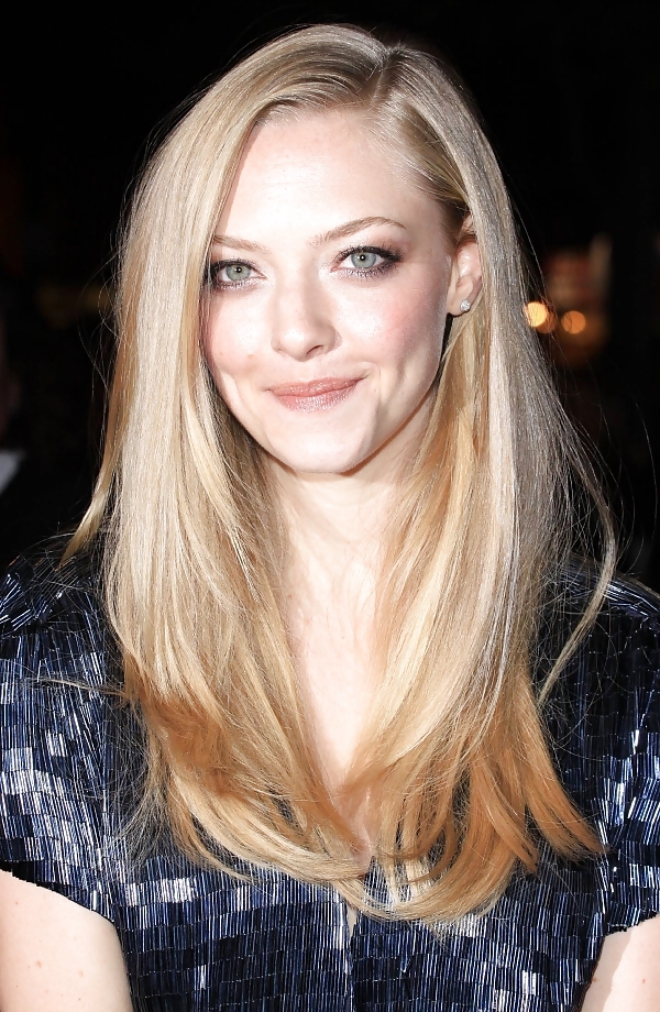 Amanda Seyfried Collection (With Nudes + Fakes) #13644872