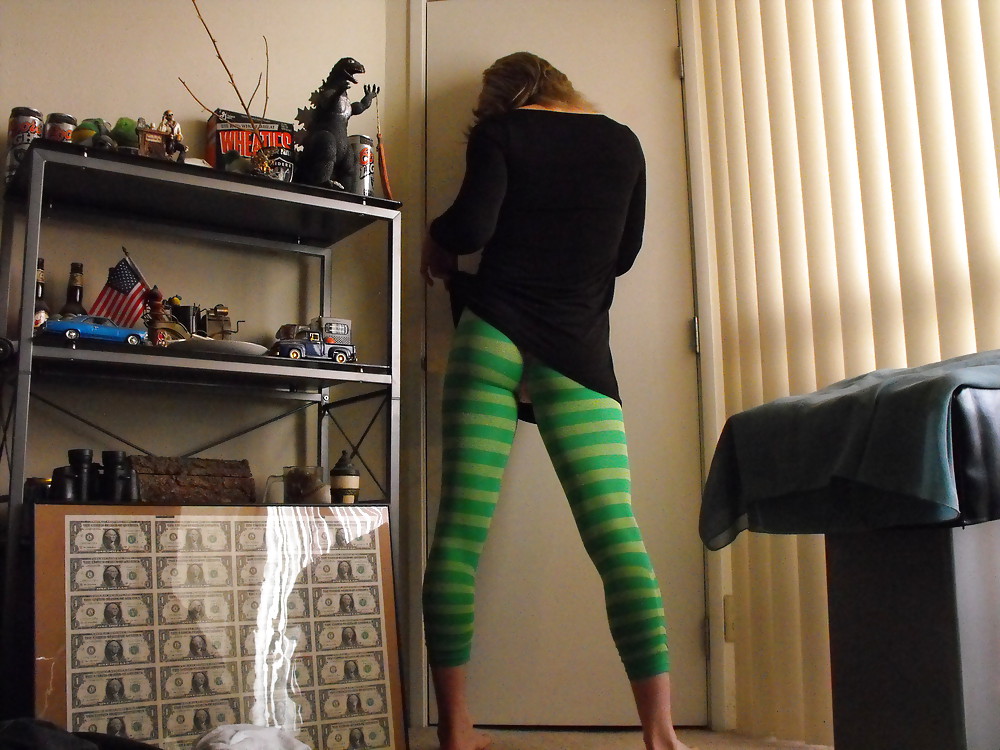 ピンクのTバック
 #15022347