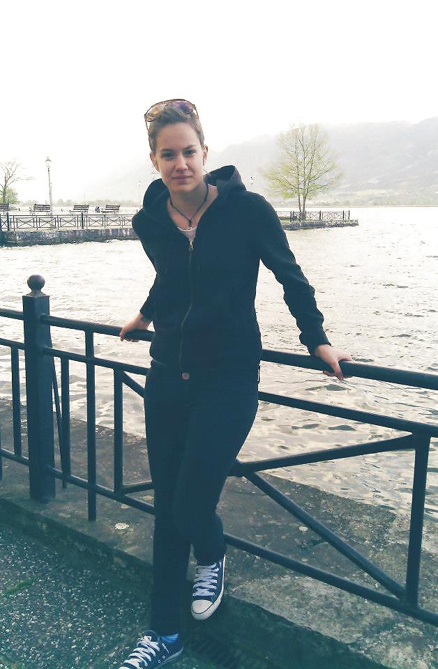 More random
 #18220792