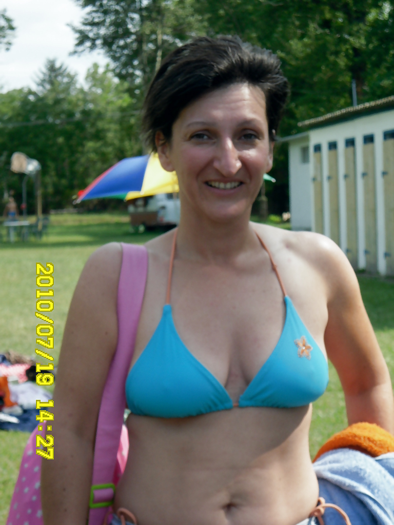 私の友人のセクシーママ
 #17206926