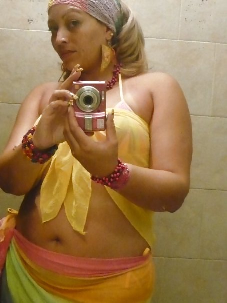 Chunky latina & her feet #4319885