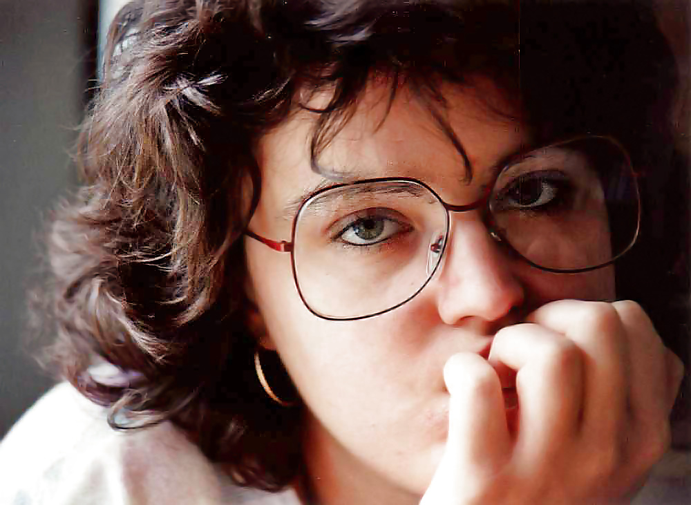 The Simplest of Naked English Instructor Zara #9690318