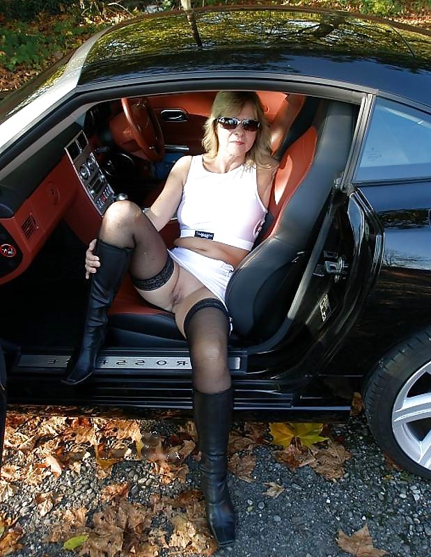 Women and cars #4398806