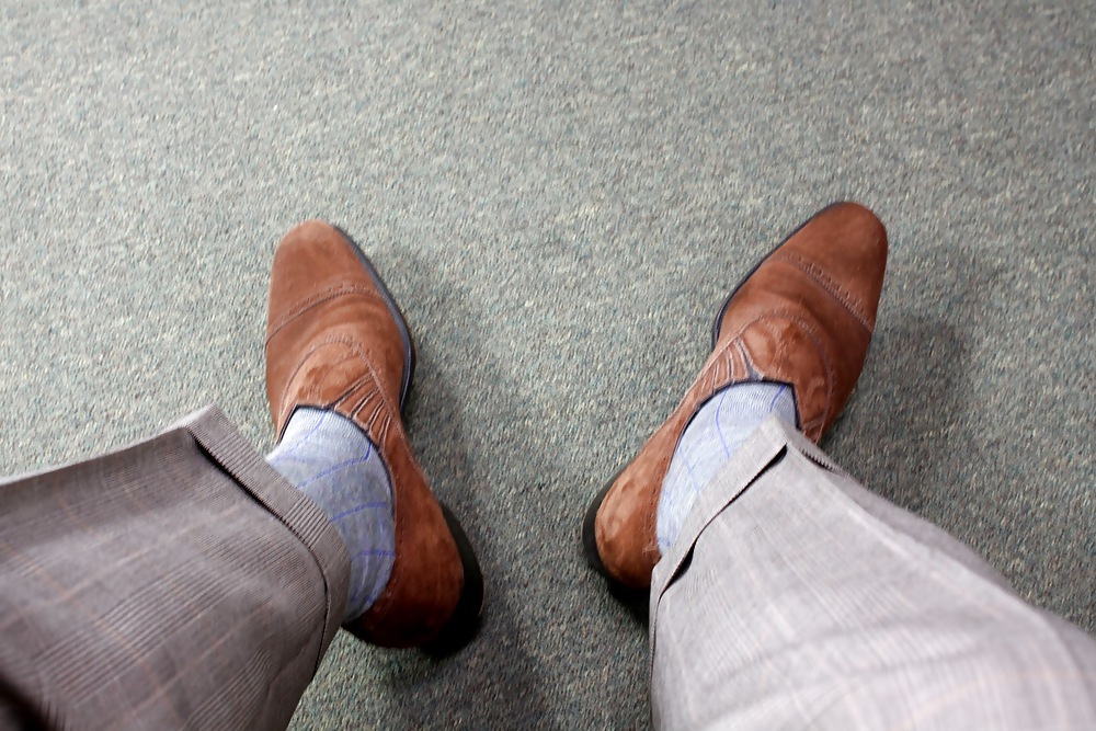 A appropriate cloth wardrobe #9513669