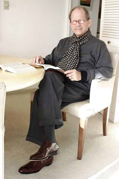 A appropriate cloth wardrobe #9513681