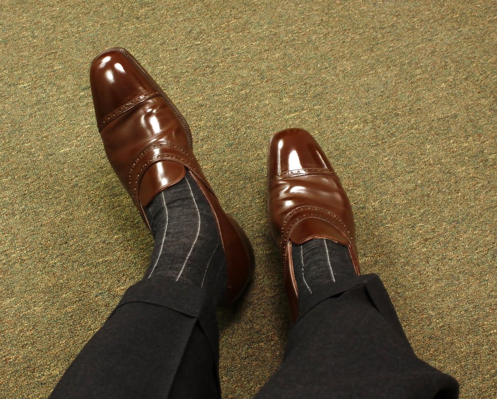 A appropriate cloth wardrobe #9513687