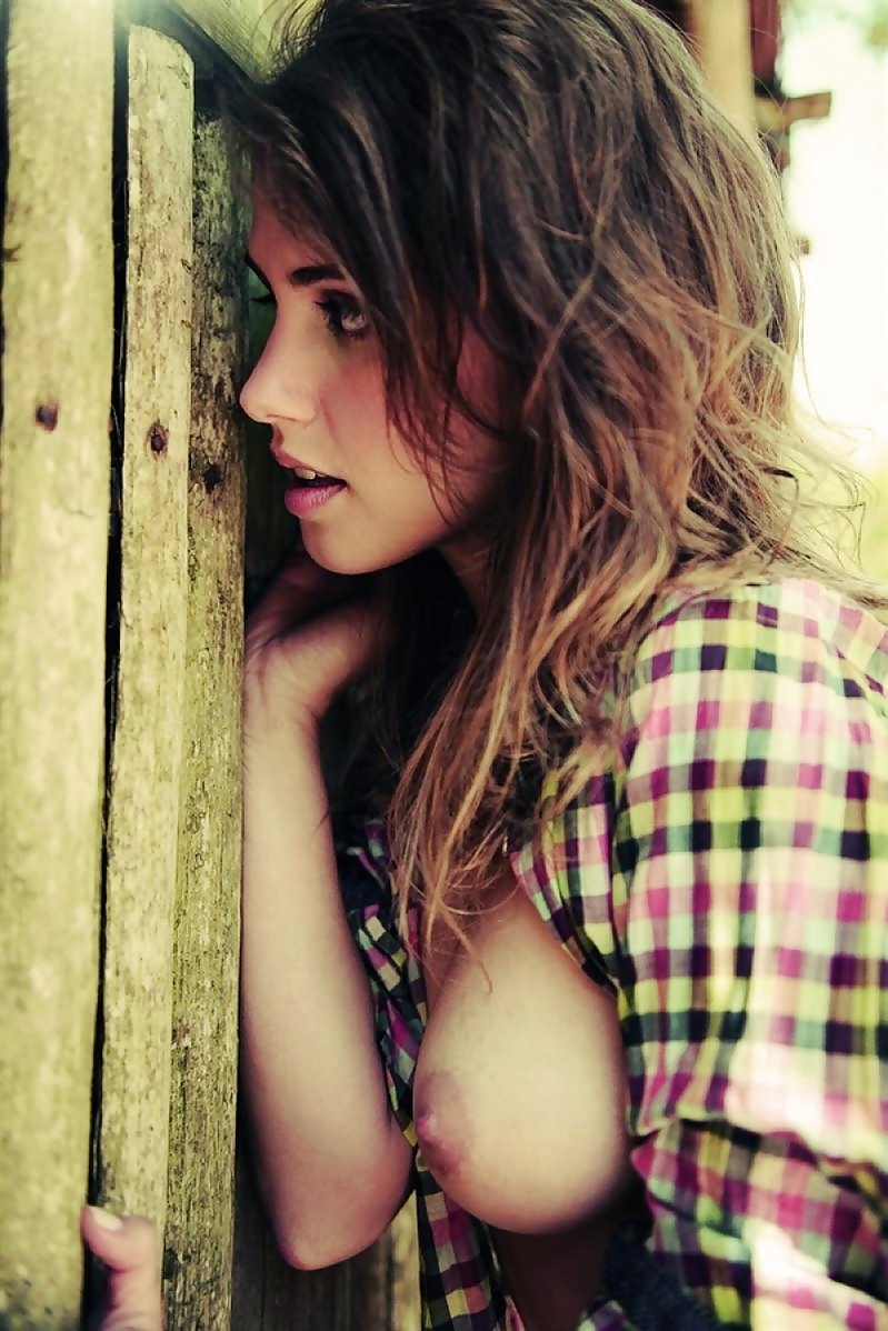 Poder de las tetas
 #15385978