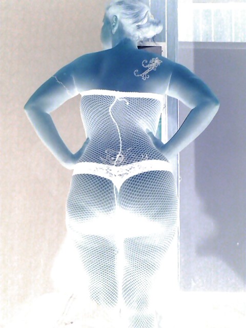 PAWG IN NEGATIVE #6440787