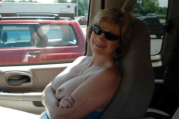 Naked in the car 3. #8723081
