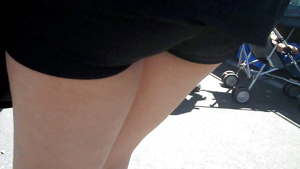 El amor a mirar el culo y el culo en los pantalones vaqueros fotos
 #3658250