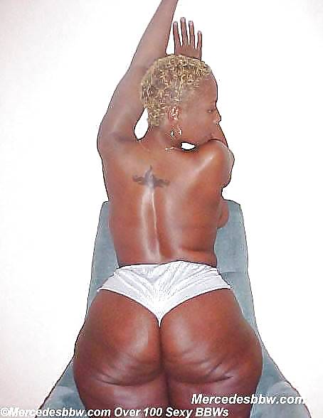 Mz.coco
 #13637063