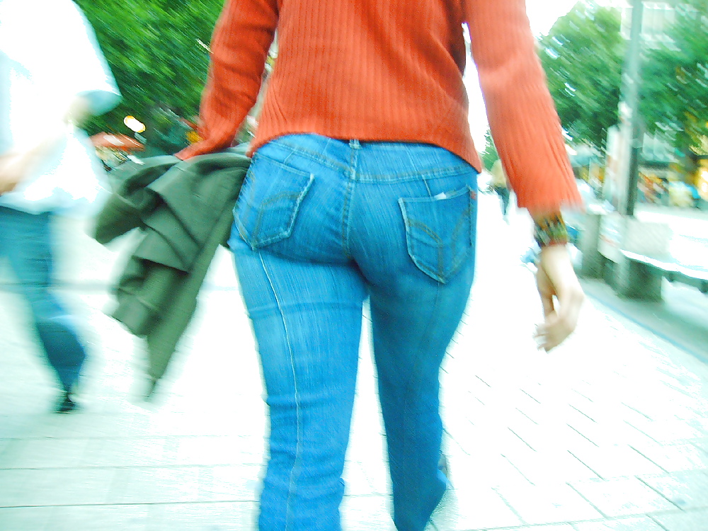 Avenue Candid Butts #9628817
