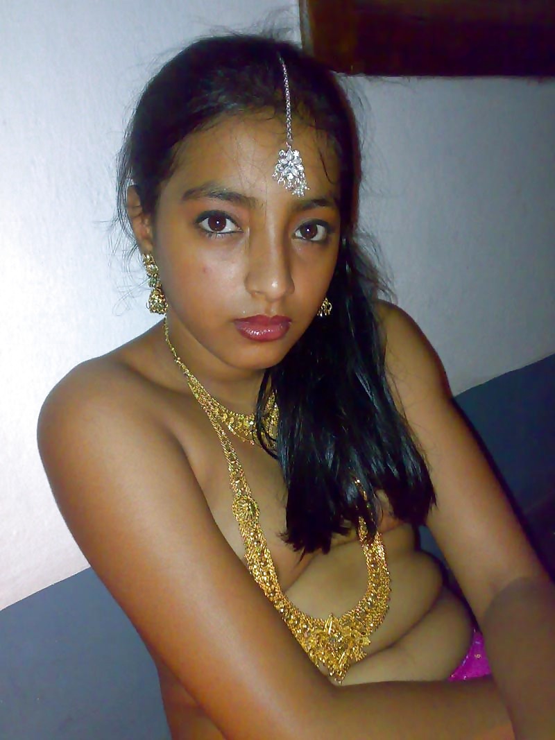 Gutes Indisches Mädchen Iii #2182186