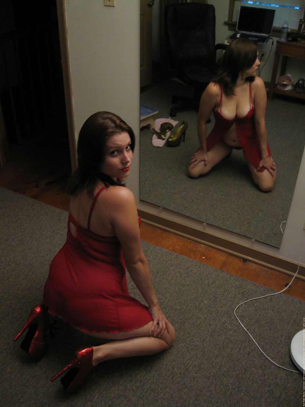Amateur LeluLove #4575370