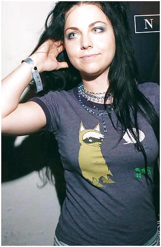 Amy Lee #19172733