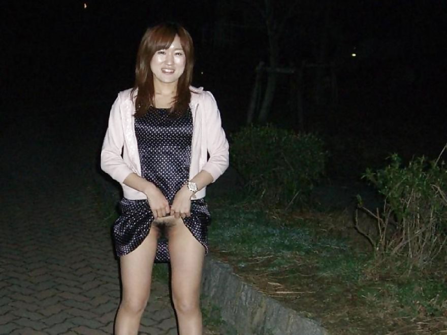 ASIAN IN PUBLIC , amateur upskirt and exhib #20555013