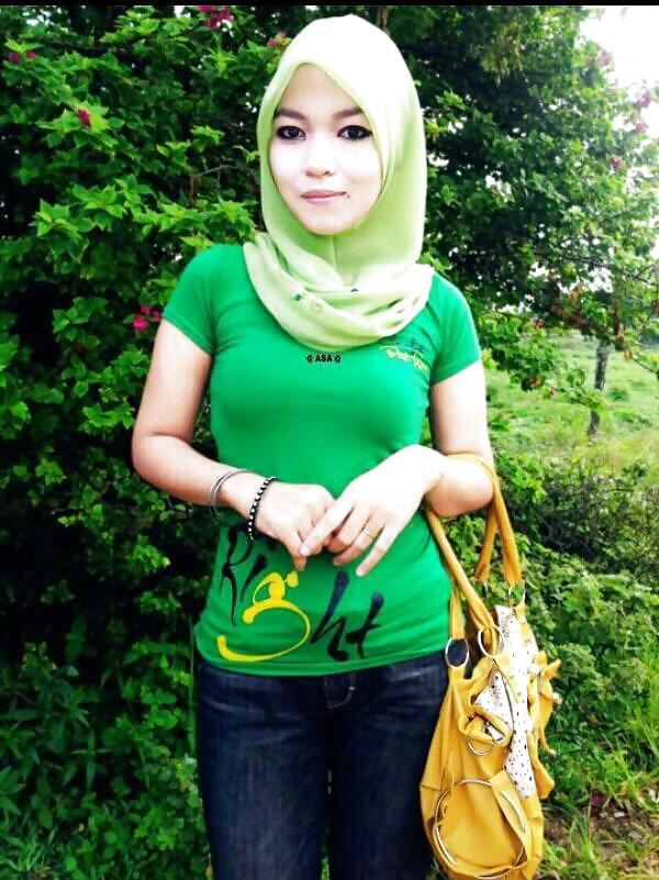 Malay sexy hijab 2
 #18588606