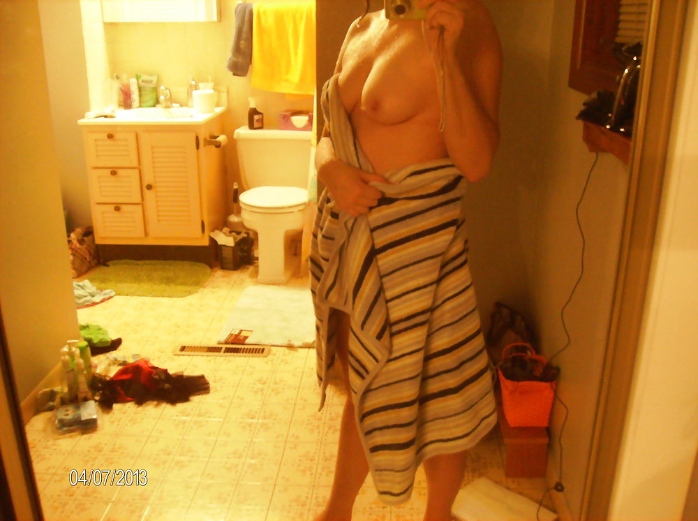Fresh out of the shower.  #16076015