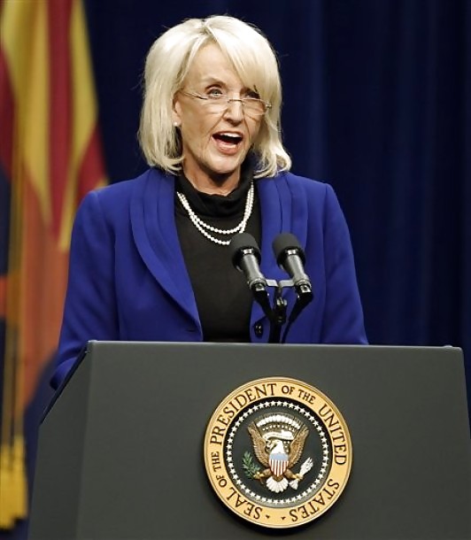 El conservador Jan Brewer me da una erección
 #21725595