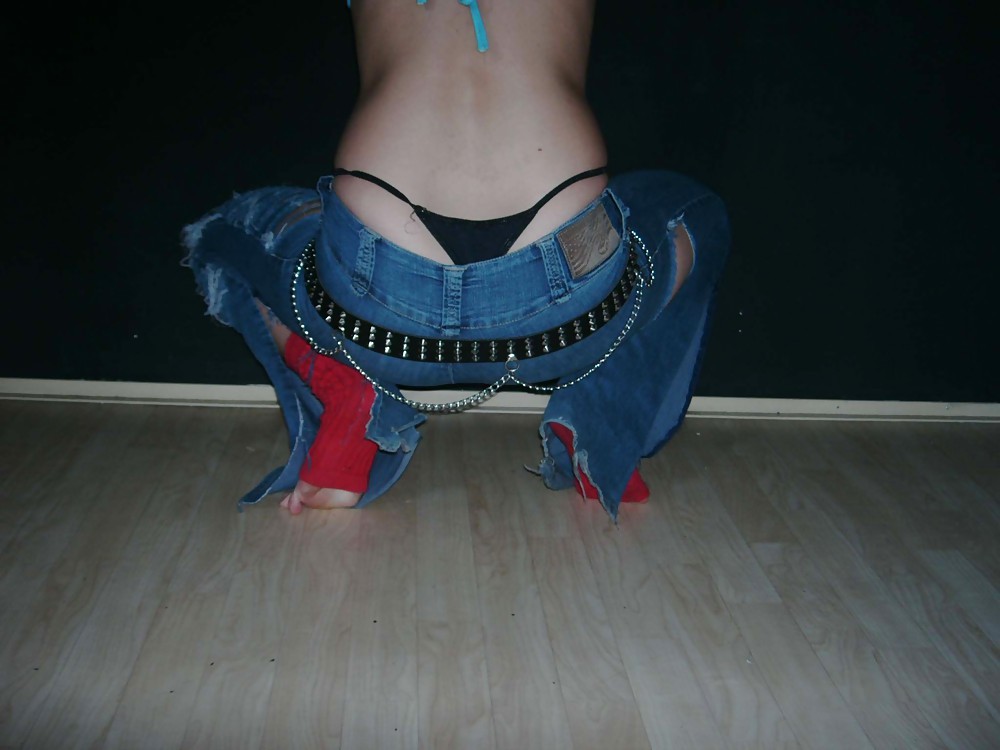 Queens in denims LXXXXV - Hand- and Blowjobs #9377885