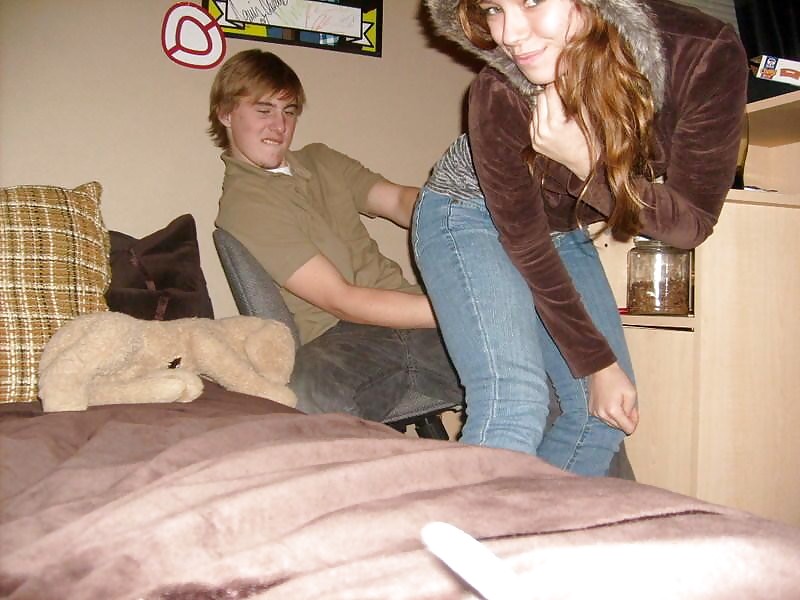 Queens in denims LXXXXV - Hand- and Blowjobs #9378133