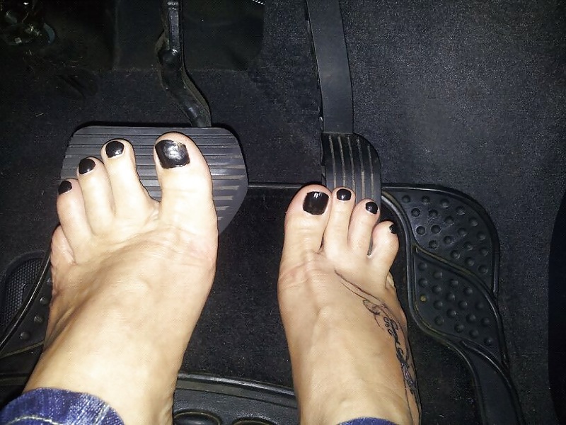 my gf drivin bare foot #11981844