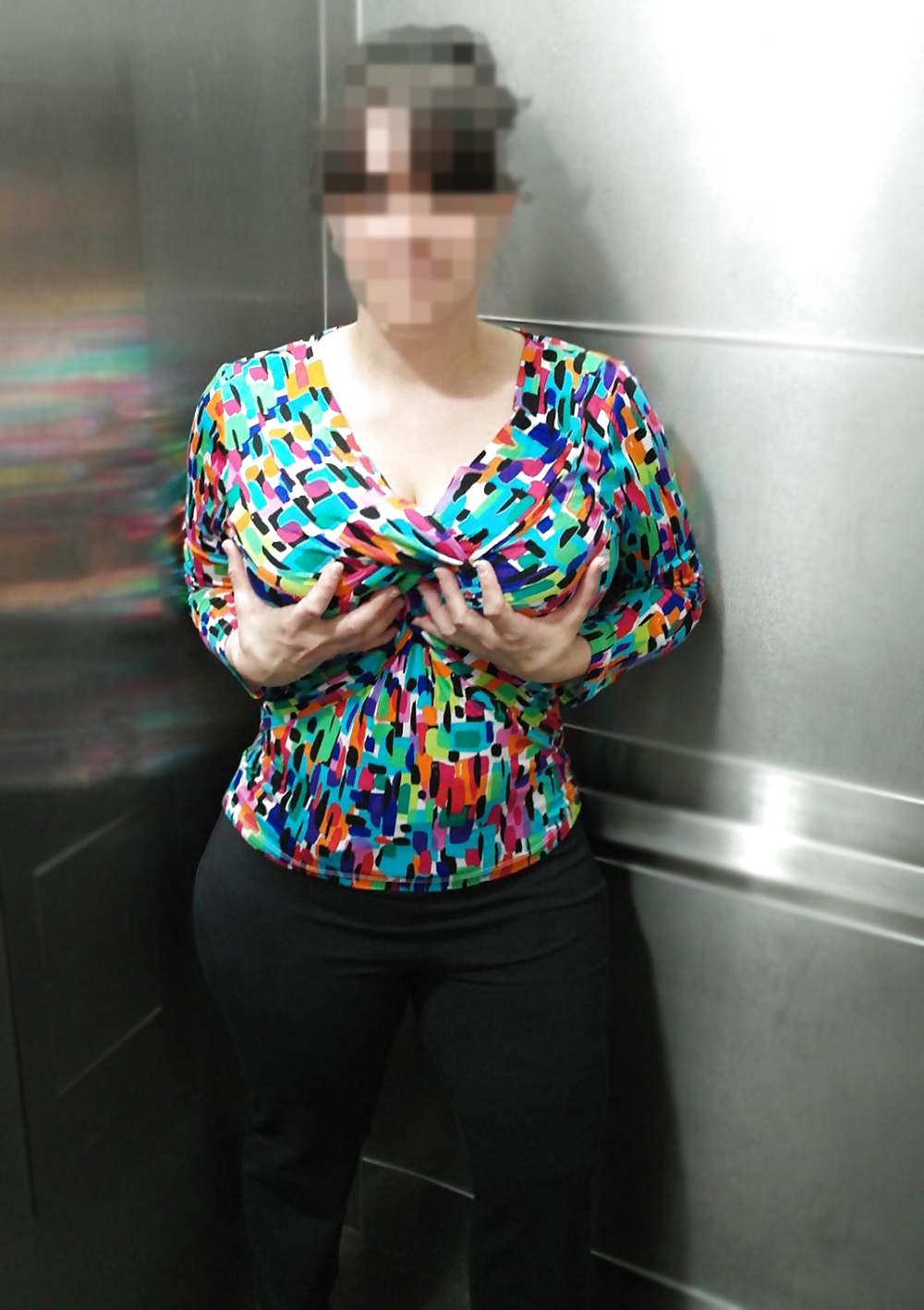 Mom flashing her blue bra in elevator #21610991