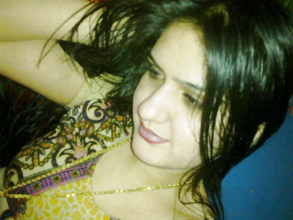 Sexy Pakistani girl #20113454