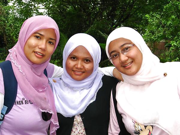 Hijab Asian Indo Ladies III #9529007