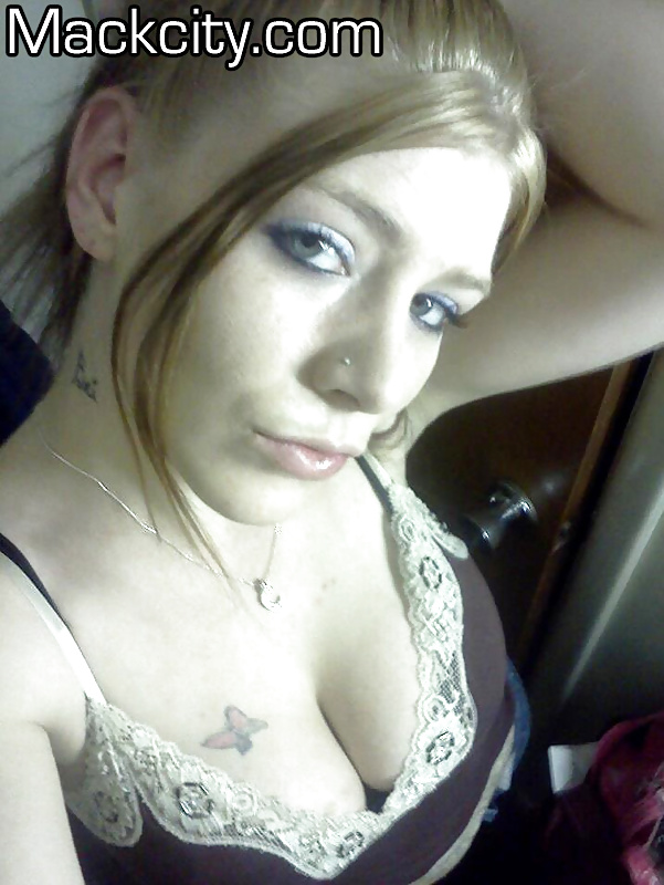 Mariah in regular mode. #17659916