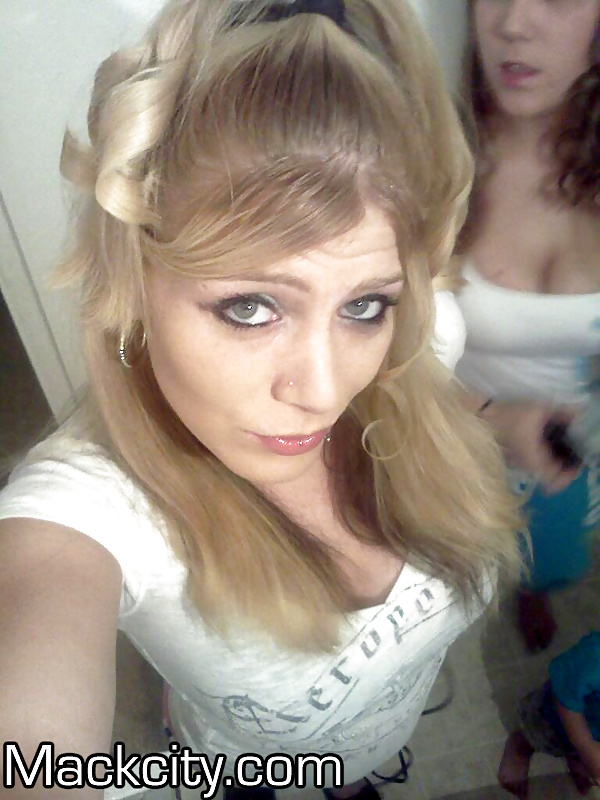 Mariah in regular mode. #17659967