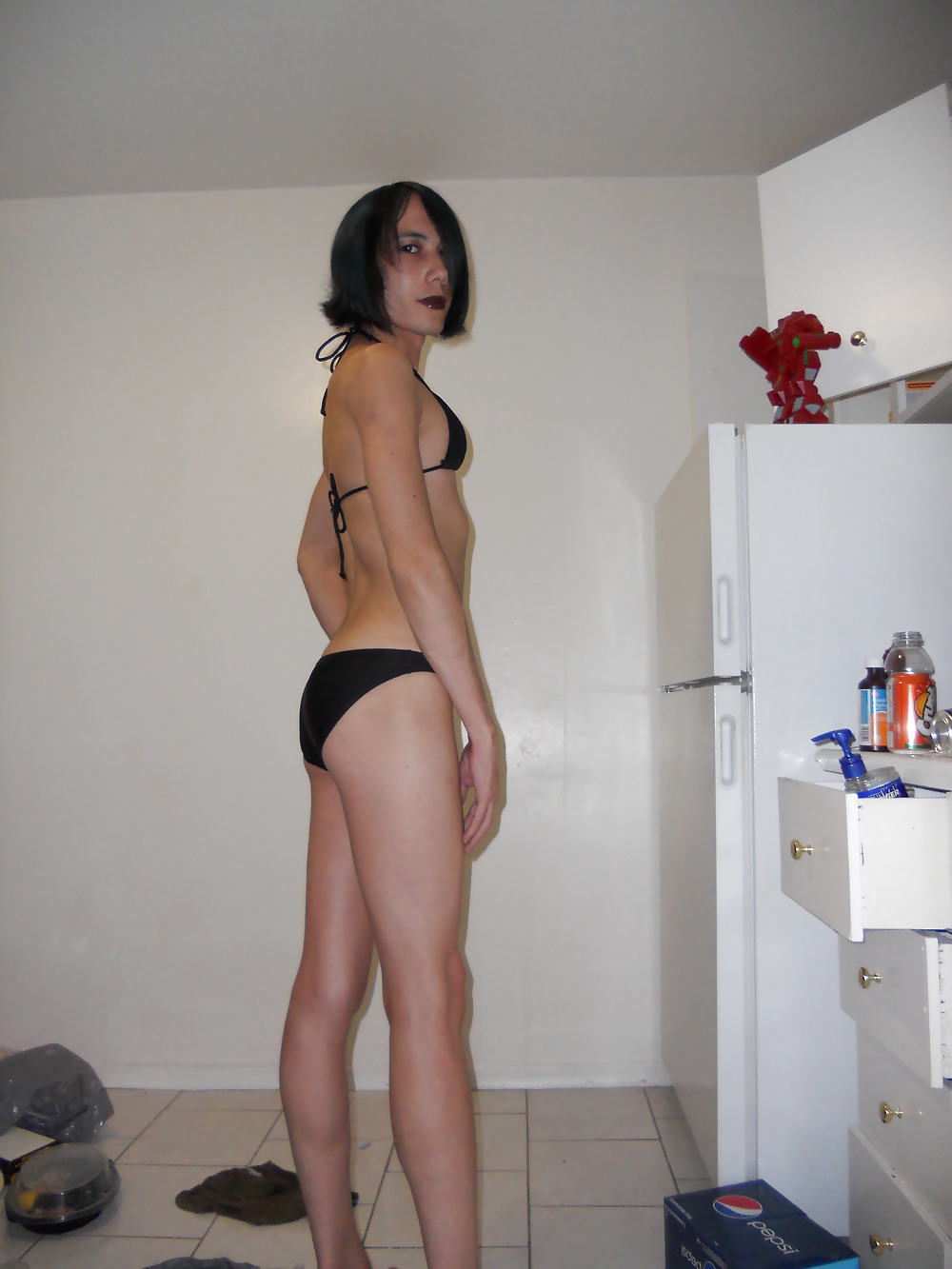 Más fotos en bikini
 #966015