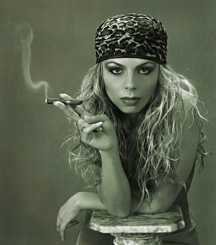 Smoking girls by blondelover
 #2526438