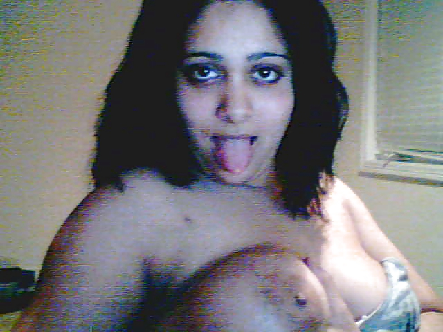 INDIAN DESI MILF REAL FROM THE UK #9176004
