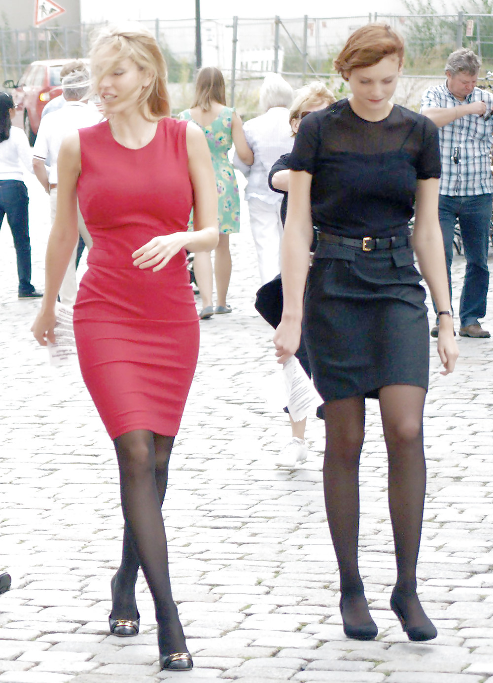 In The Streets 097 - Red & Black Business Ladies #16104236