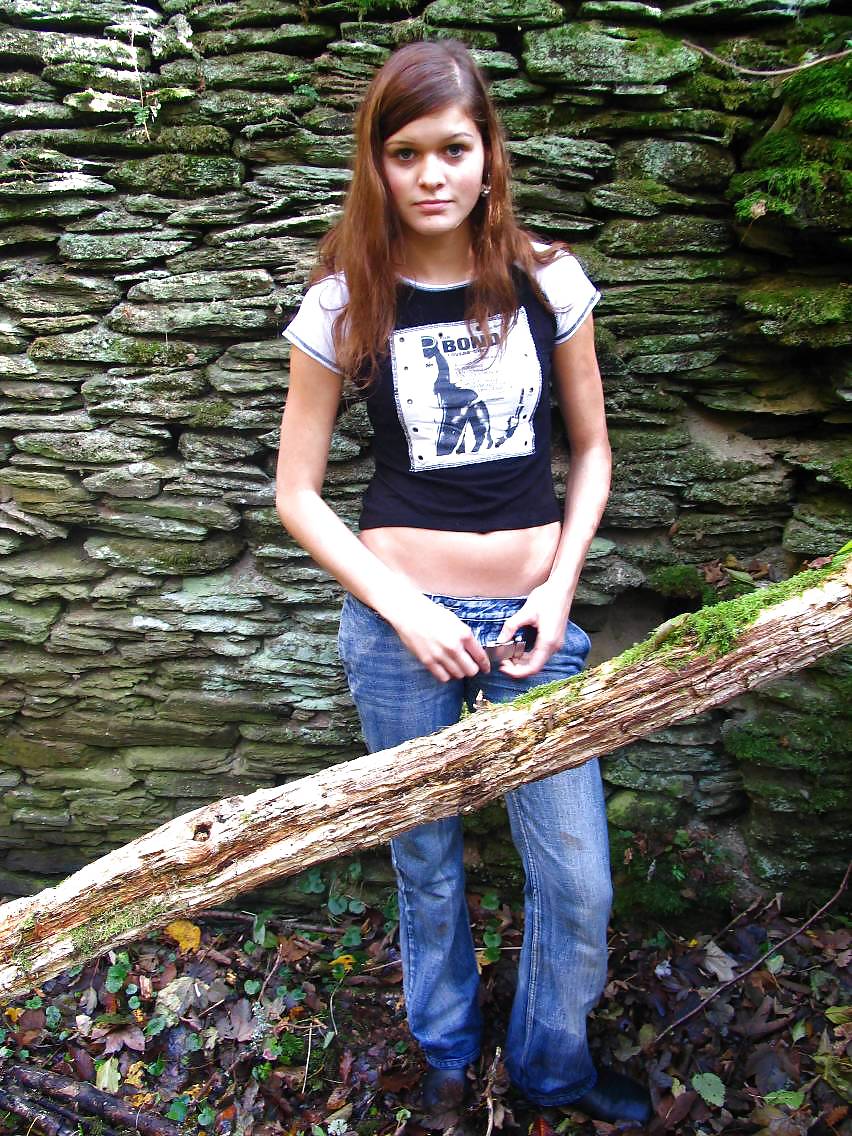 Ilona teen
 #7102686