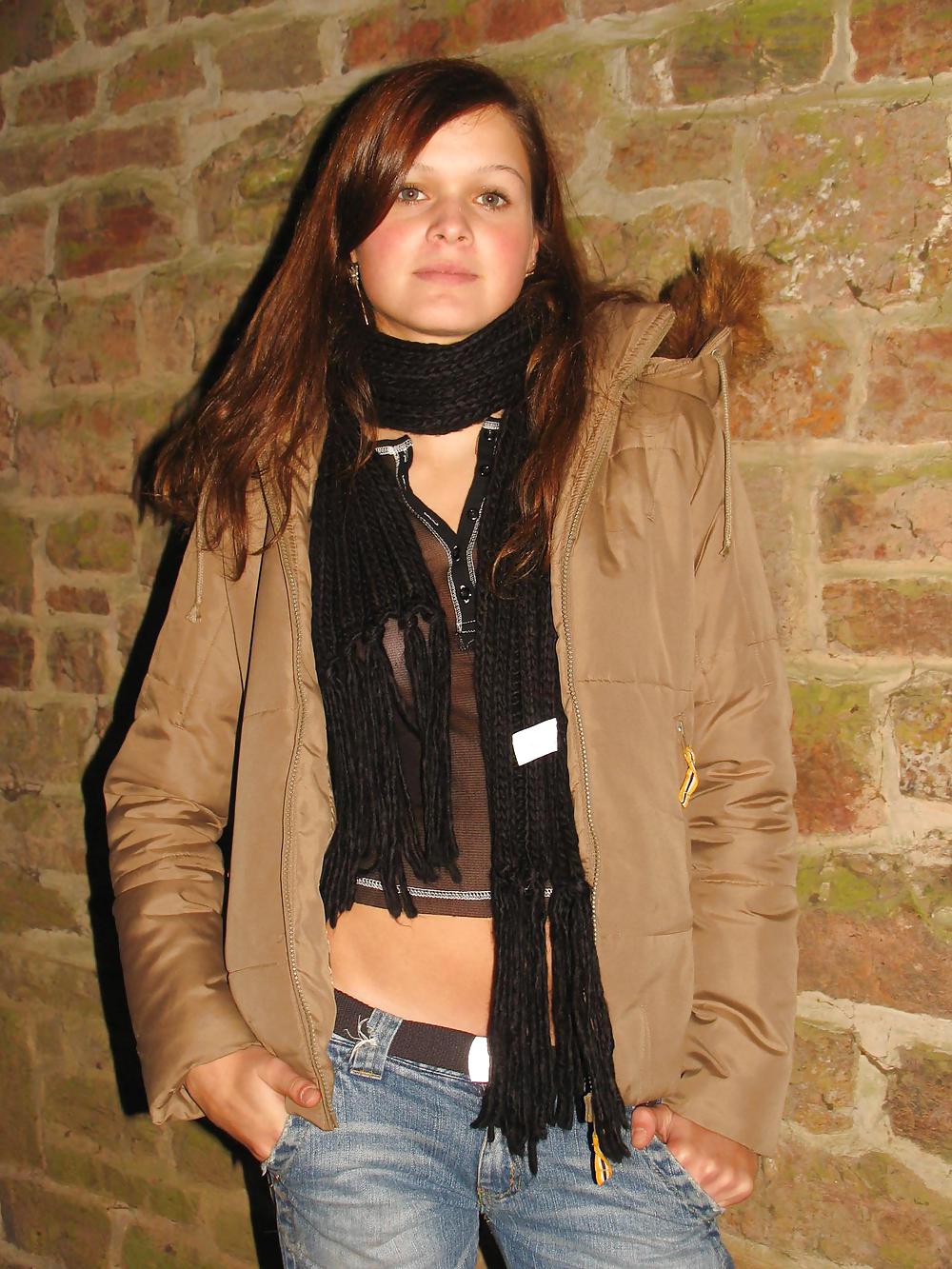 Ilona teen
 #7102717