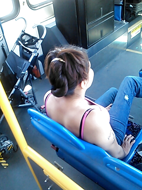 Voyeur 4 - not technically upskirt, but... #19060320