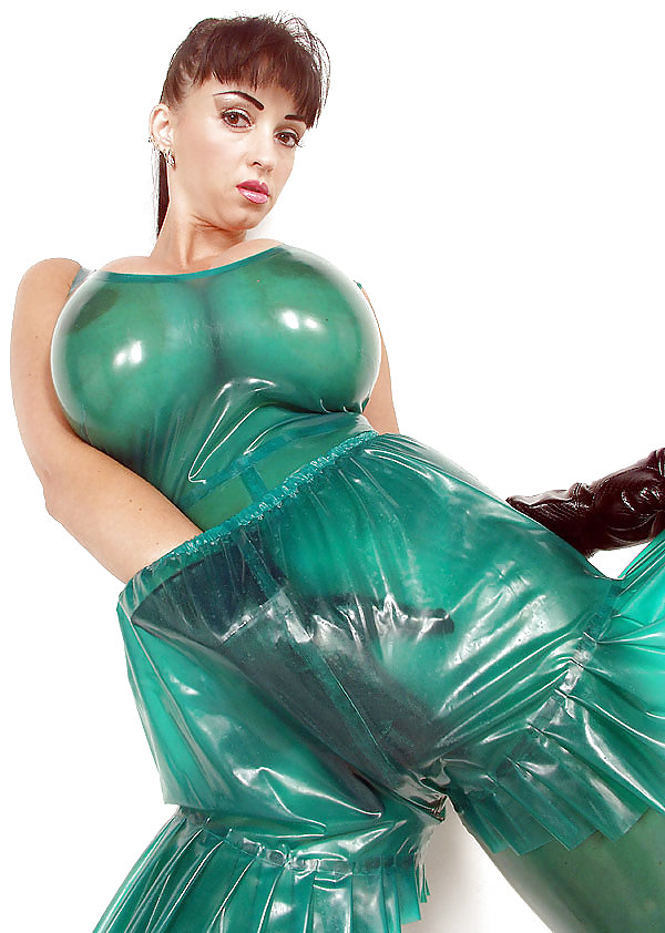 巨乳サマーCフェティッシュ 01 c5m
 #11706134