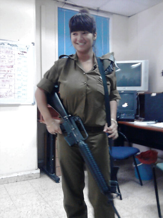 Israeli soldier #6730443