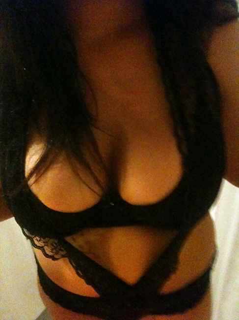 Beurettes En Mode Escort Girls Part 5 #6365434