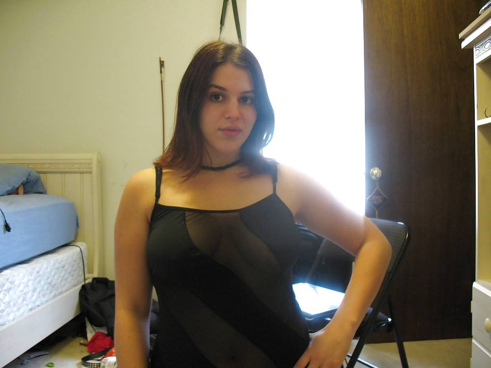 Curvy brunette not-nude but super sexy #8473751