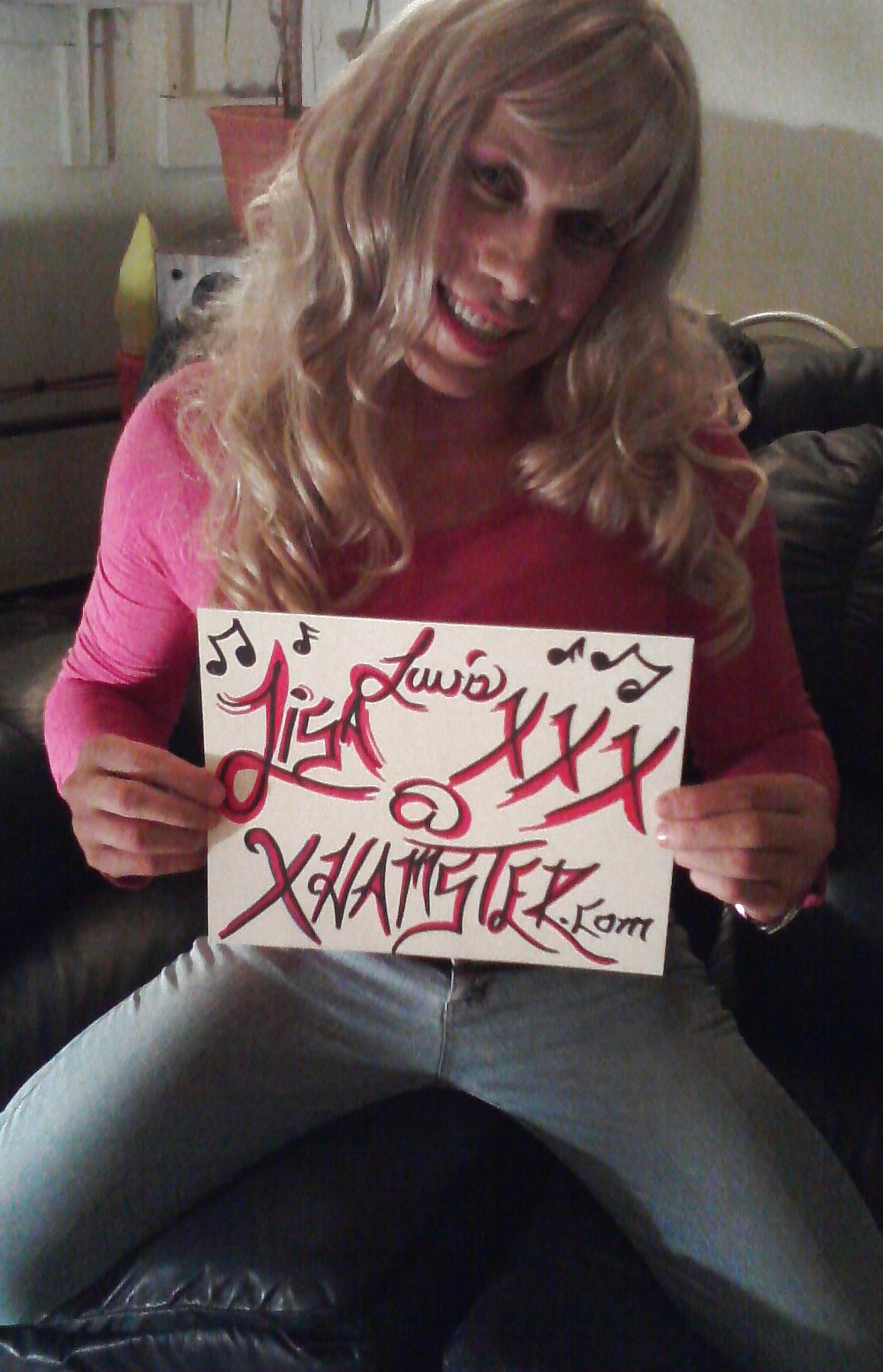 Hangin out.... #9370039