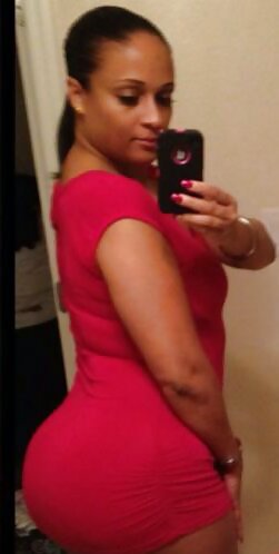 Something about a big booty chick... #6691491