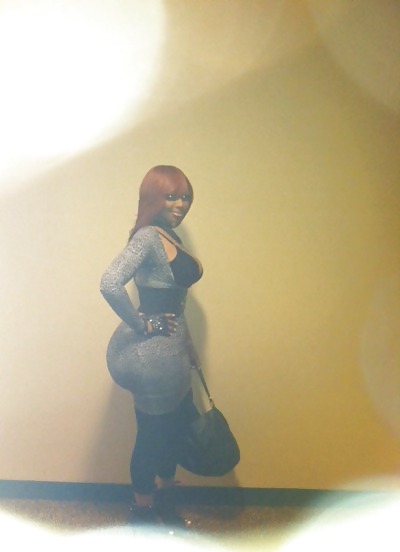 Something about a big booty chick... #6692896
