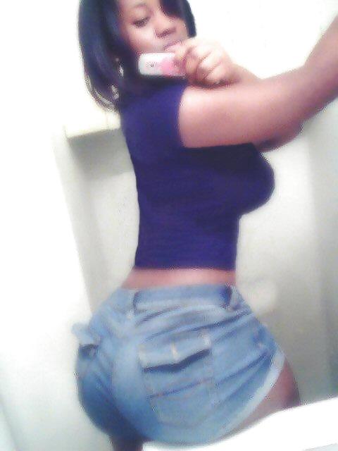 Something about a big booty chick... #6693643