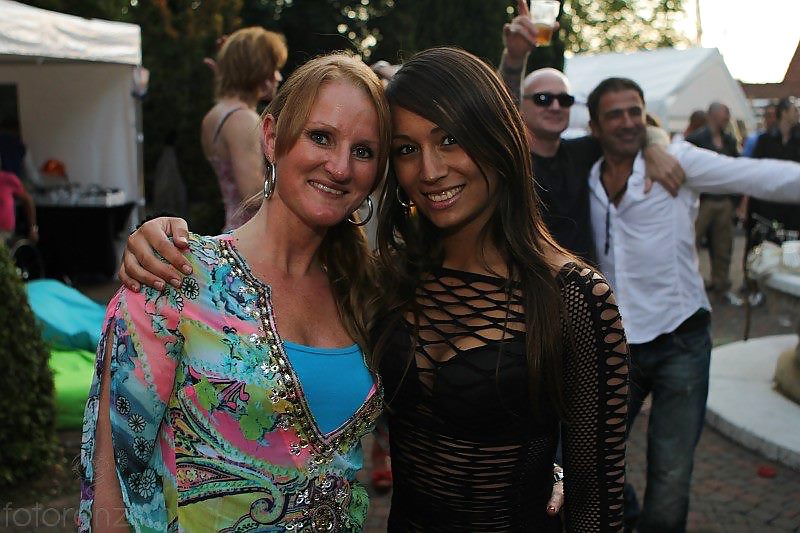 Naomi dutch enticing facebook lady friend #9439119