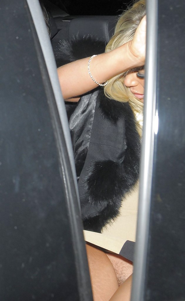 Celeb Oops #15933658