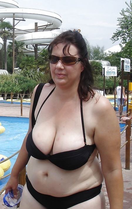 Swimsuits bikinis bras bbw mature dressed teen big huge - 51 #10568976